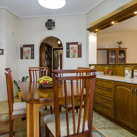 Artemis - Luxury Over Lourdas Bay Argostoli (Kefalonia)